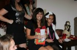 Thumbs/tn_MnetteHParty09220.jpg
